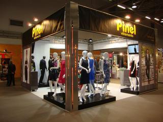 STAND PINEL 2015